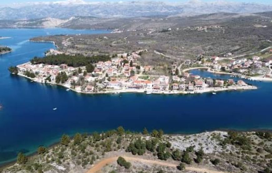 Poludnevni izlet brzim brodom do slapova Zrmanje iz Starigrada