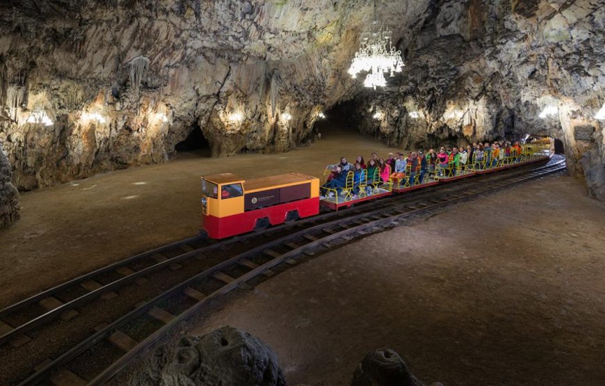 Postojnska jama, Predjamski dvorac i Ljubljana